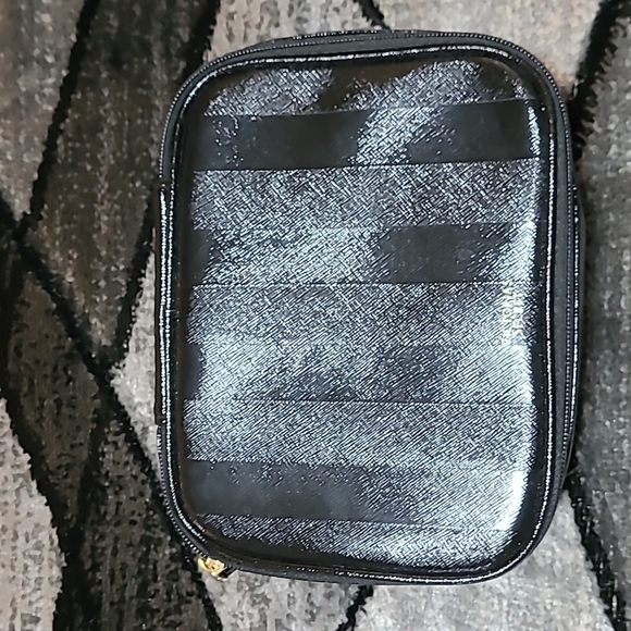 Victoria Secret Signature Black Stripes Make-up Case & Small Pouch - Picture 2 of 16